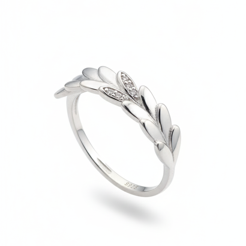Olive Bloom 925 Silver Ring