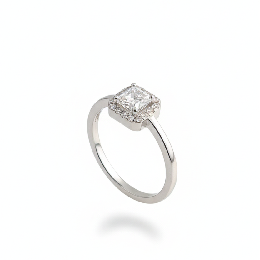 Regal Glow 925 Silver Solitaire Ring