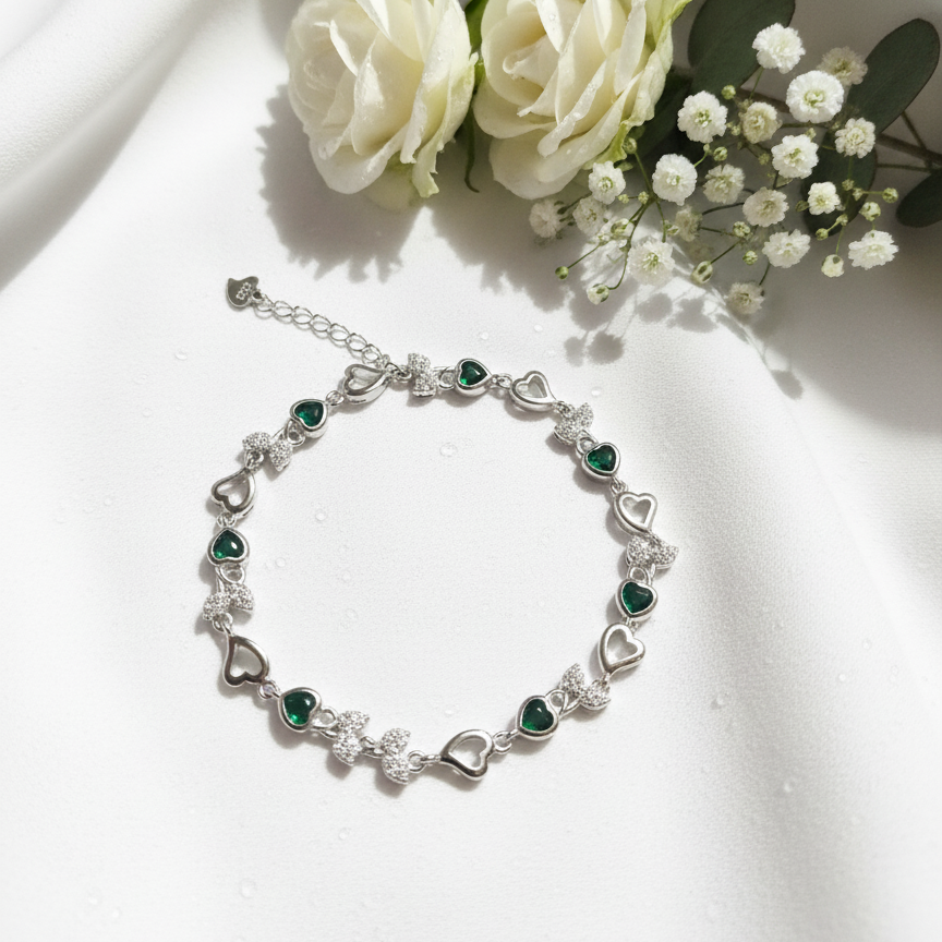 Emerald Bow Hearts 925 Bracelet