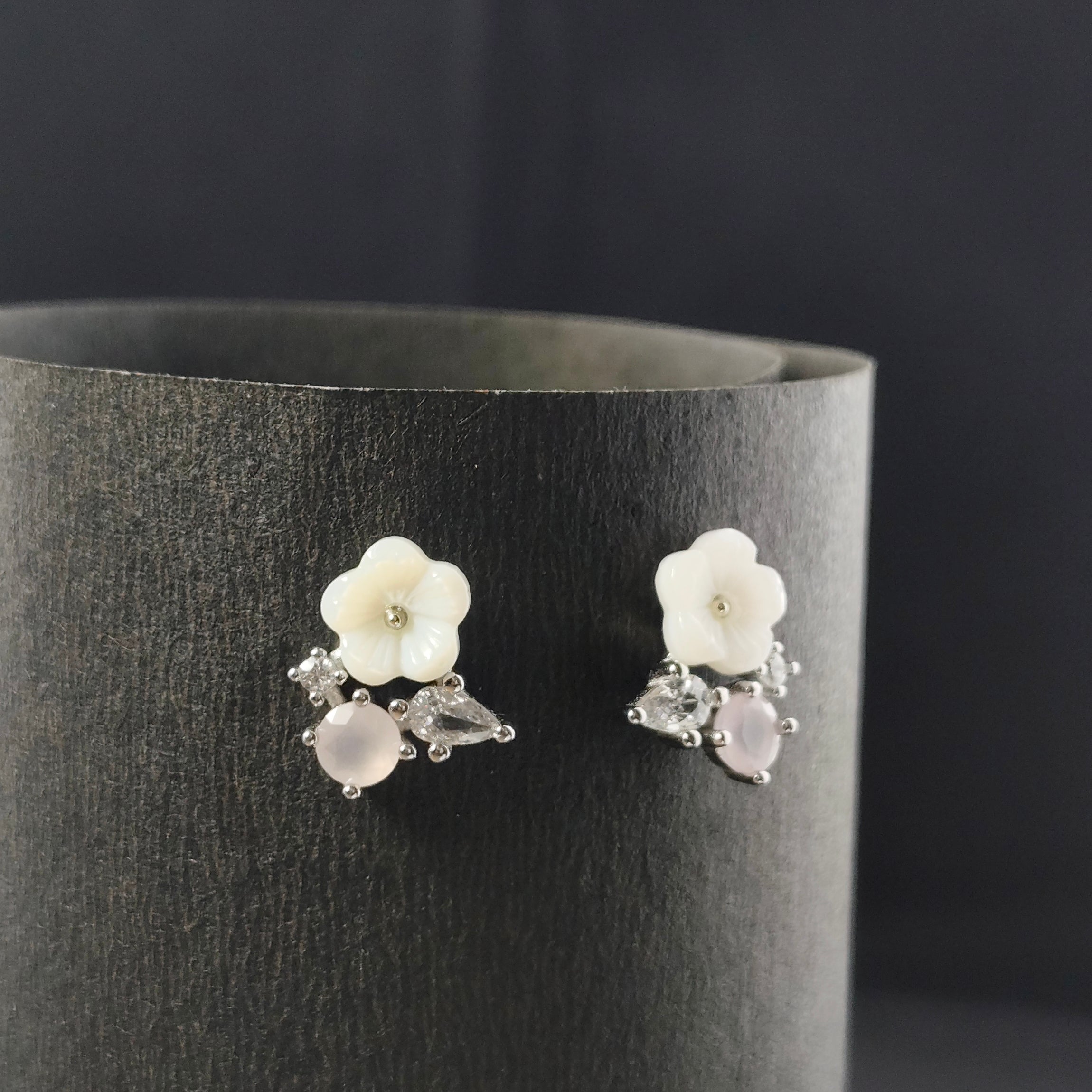 PETAL GEM EARTOPS