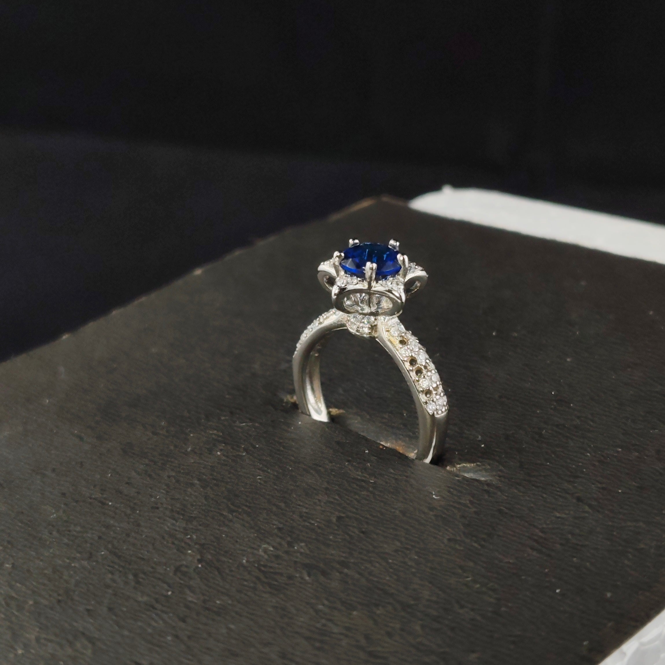 Midnight Bloom Ring