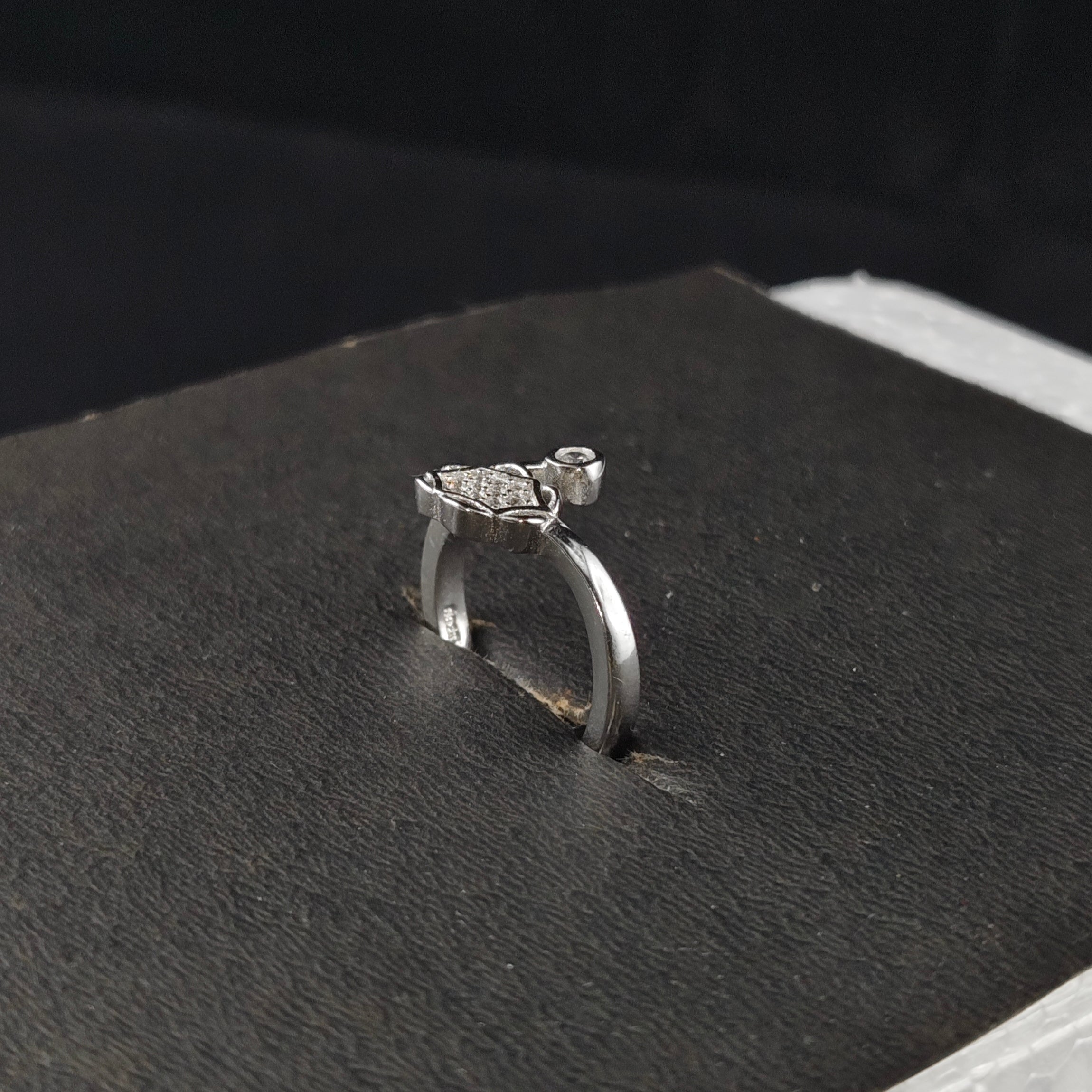 Petal Spark Ring